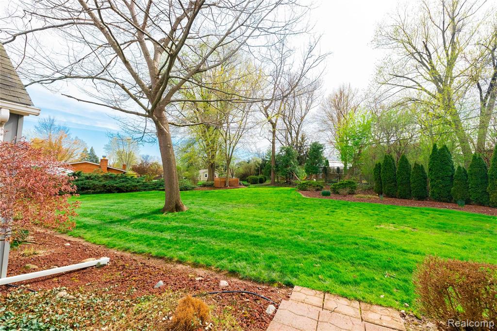 27758 Johnson Road Grosse Ile, MI 48138 - Photo 41 of 49