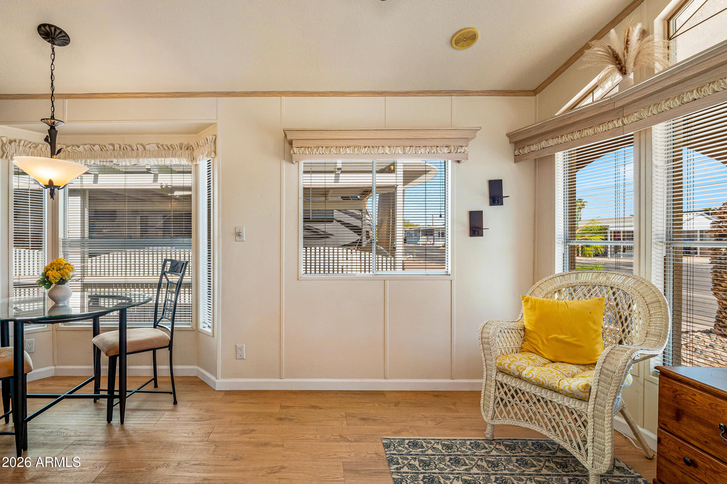 17200 West Bell Road, Unit 1202 Surprise, AZ 85374 - Photo 13 of 35 Dinning