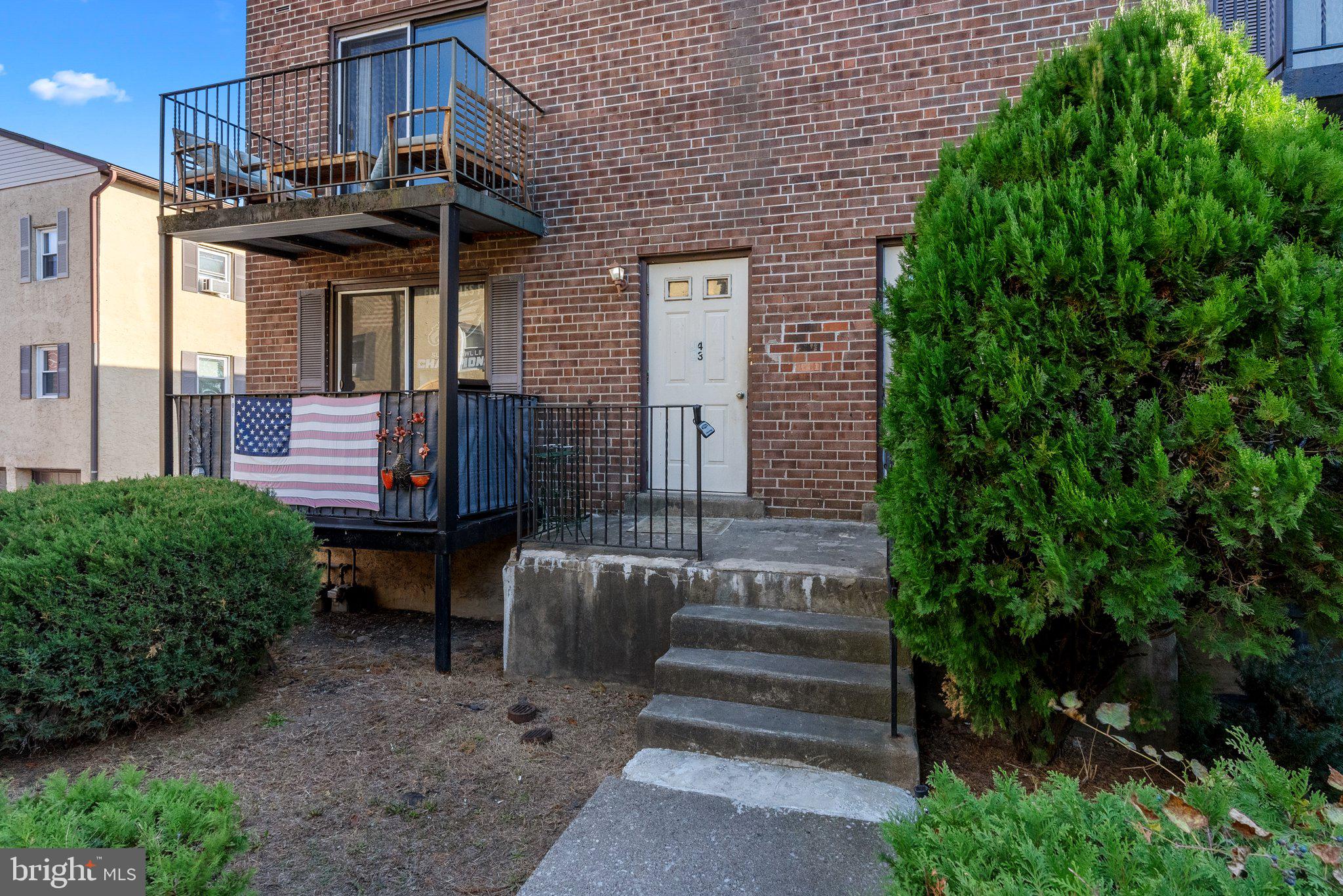 22 South Springfield Road, Unit J4 Clifton Heights, PA 19018 - Photo 2 of 24 Gallery Image 2