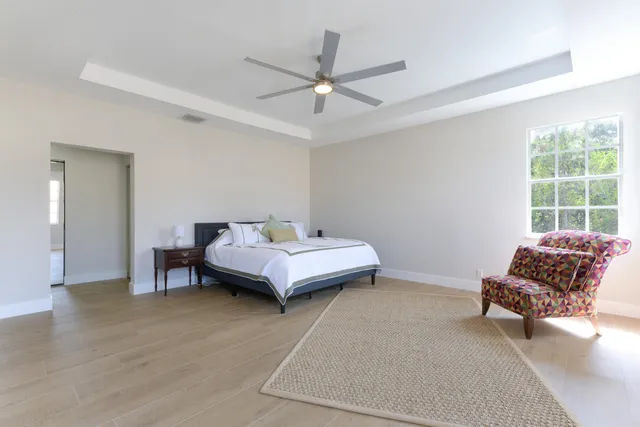 $1,650,000 | 122 Via Castilla, Jupiter, FL 33458