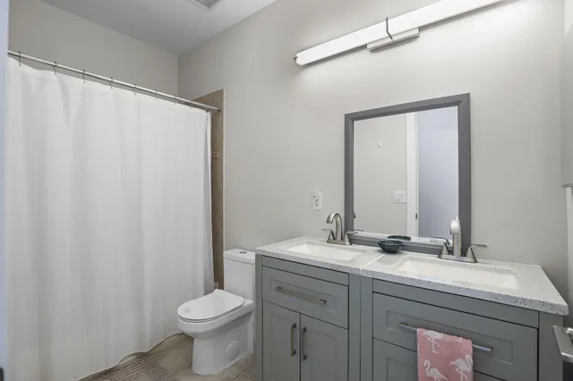 $1,650,000 | 122 Via Castilla, Jupiter, FL 33458