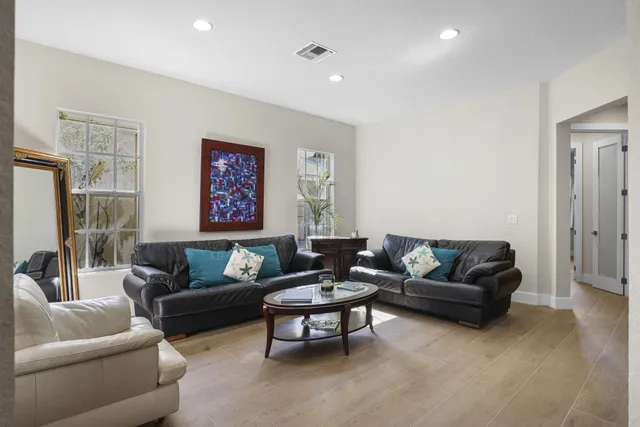 $1,650,000 | 122 Via Castilla, Jupiter, FL 33458