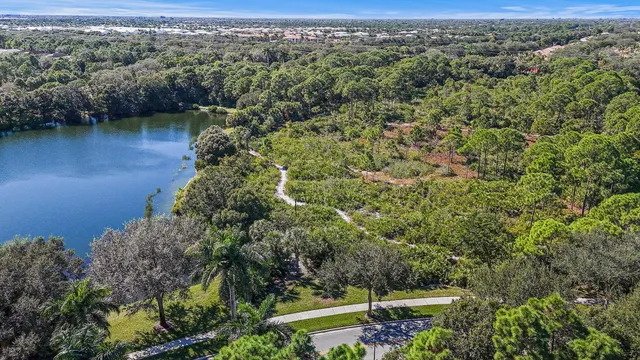 $1,650,000 | 122 Via Castilla, Jupiter, FL 33458
