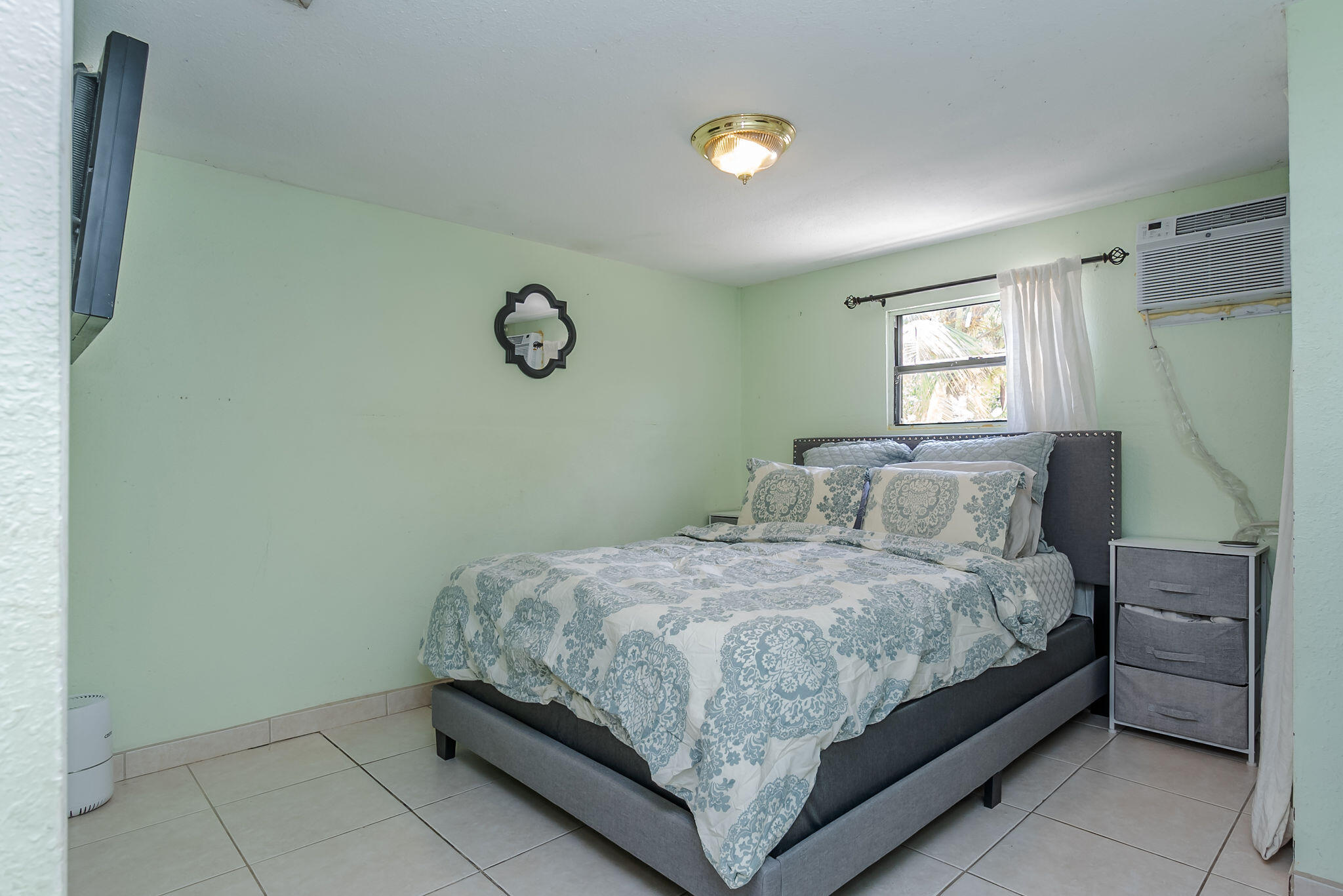 255 Cuba Road Tavernier, FL 33070 - Photo 8 of 32 Master Bedroom