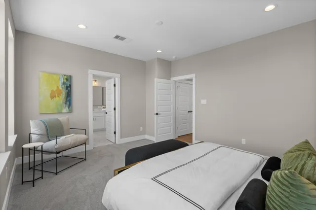 $349,900 | 5824 Highland Sun Lane, Houston, TX 77091