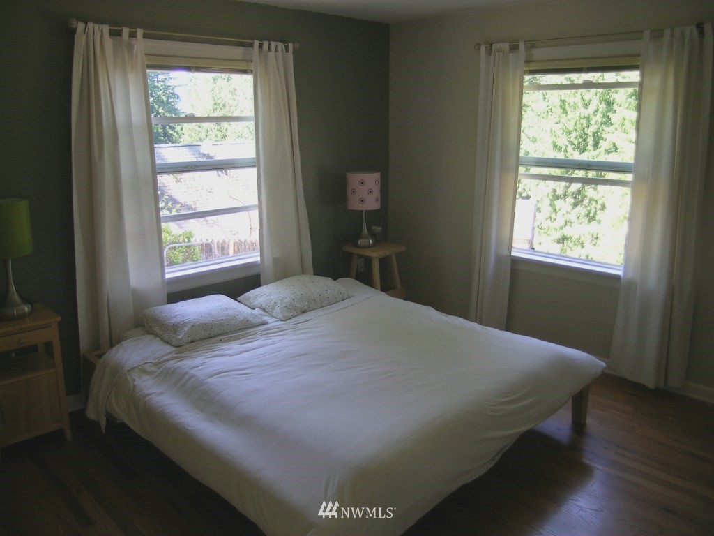 6819 174th Street Southwest Edmonds, WA 98026 - Photo 13 of 15 Gallery Image 13