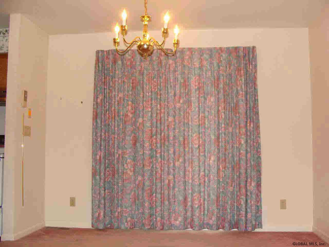 8 Goldfinch Road Queensbury, NY 12804 - Photo 5 of 10 Photo 5