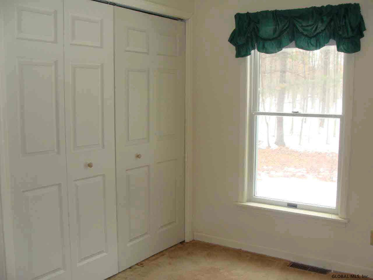 8 Goldfinch Road Queensbury, NY 12804 - Photo 7 of 10 Photo 7