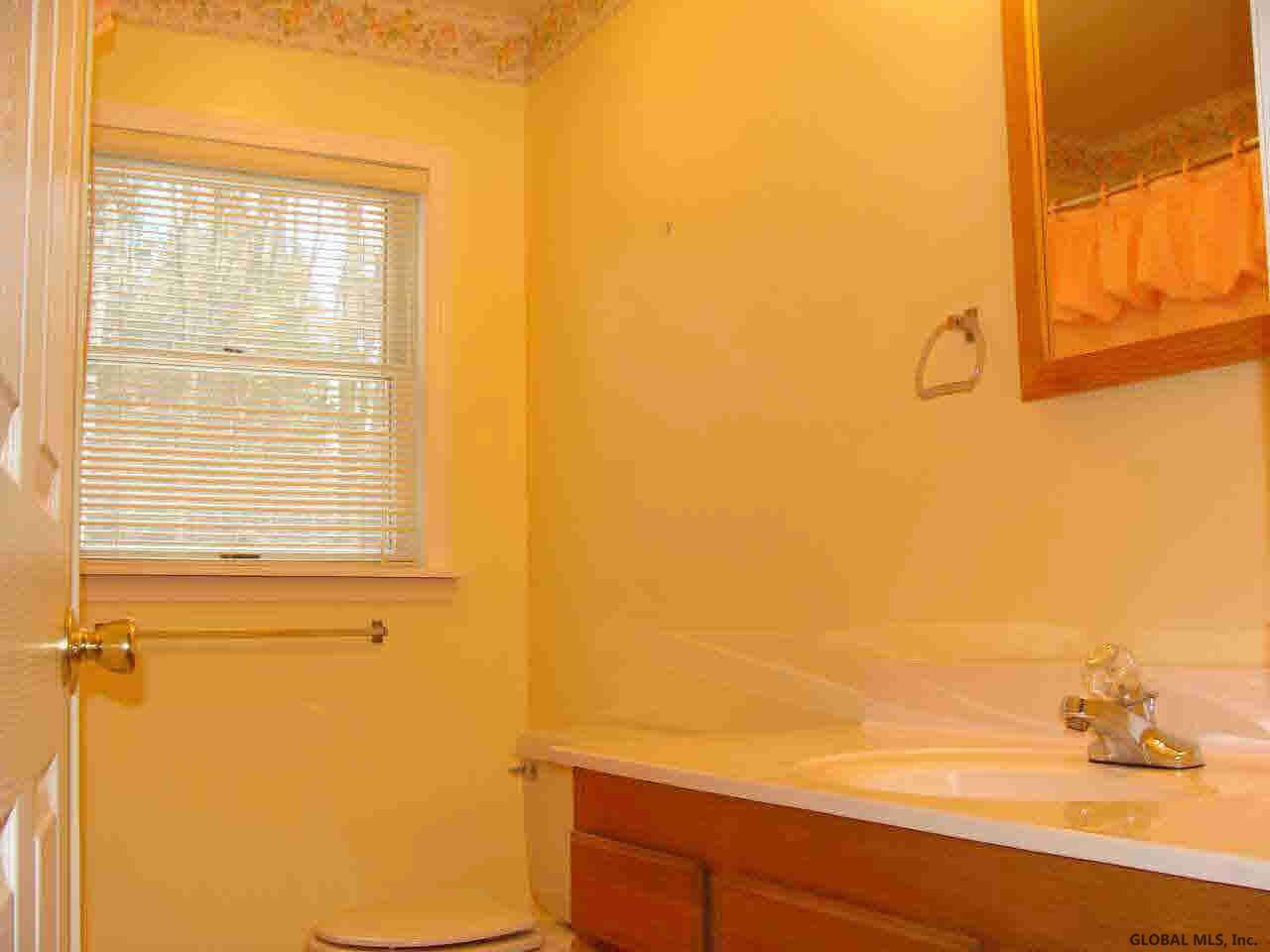 8 Goldfinch Road Queensbury, NY 12804 - Photo 8 of 10 Photo 8