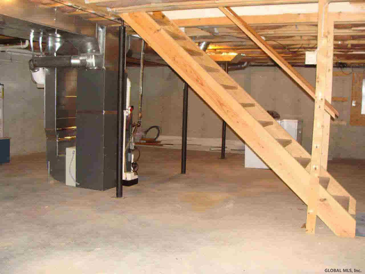 8 Goldfinch Road Queensbury, NY 12804 - Photo 10 of 10 Photo 10