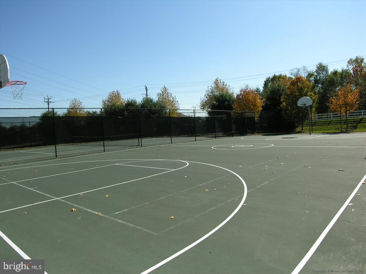 18267 Wickham Road Olney, MD 20832 - Photo 101 of 107 Basketball court