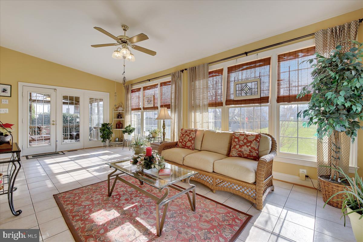 18267 Wickham Road Olney, MD 20832 - Photo 31 of 107 Sunroom off the kitchen
