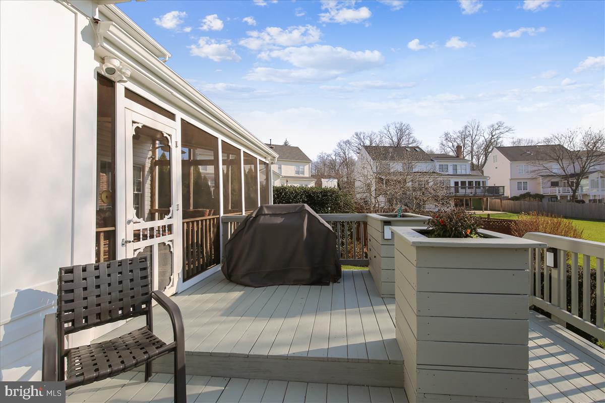 18267 Wickham Road Olney, MD 20832 - Photo 39 of 107 Perfect deck for BBQ!