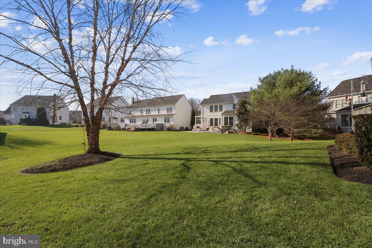 18267 Wickham Road Olney, MD 20832 - Photo 42 of 107 Yard opens to spacious shared green space