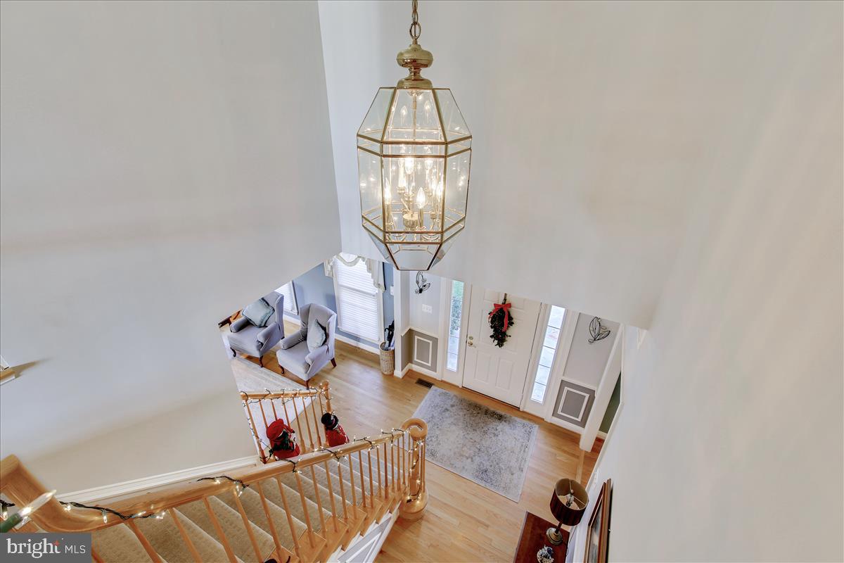 18267 Wickham Road Olney, MD 20832 - Photo 43 of 107 Two story Foyer