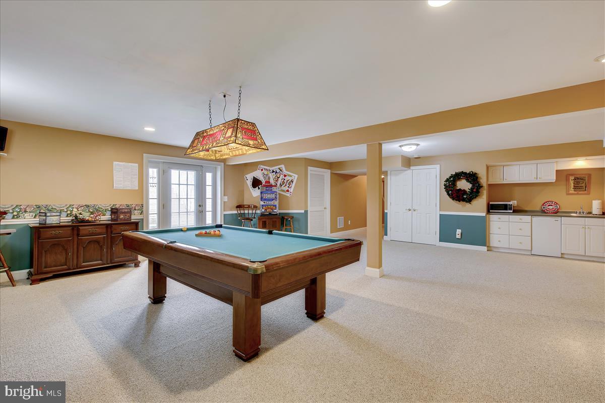 18267 Wickham Road Olney, MD 20832 - Photo 83 of 107 Recreation Room (Pool table conveys!)