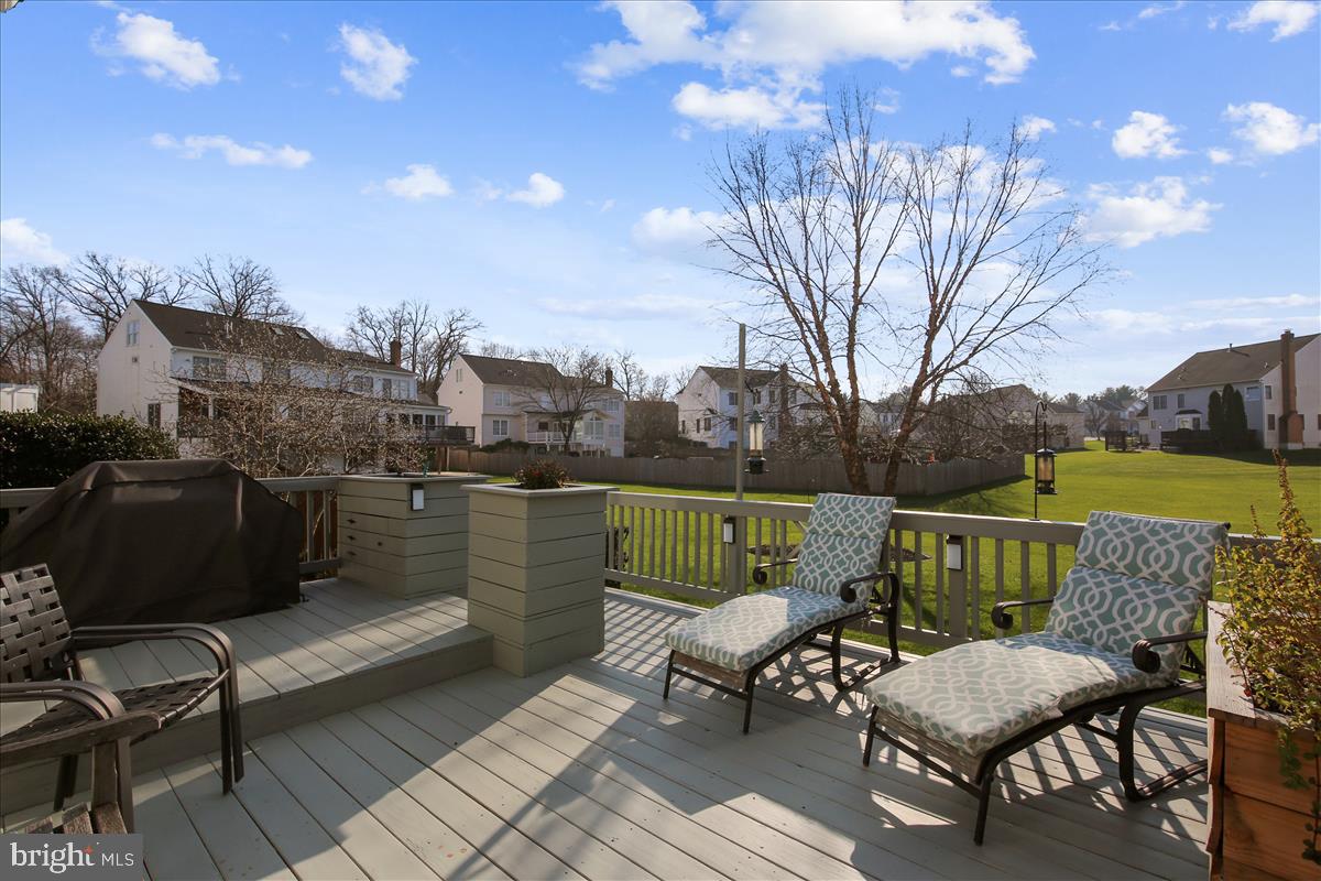 18267 Wickham Road Olney, MD 20832 - Photo 91 of 107 Back Deck