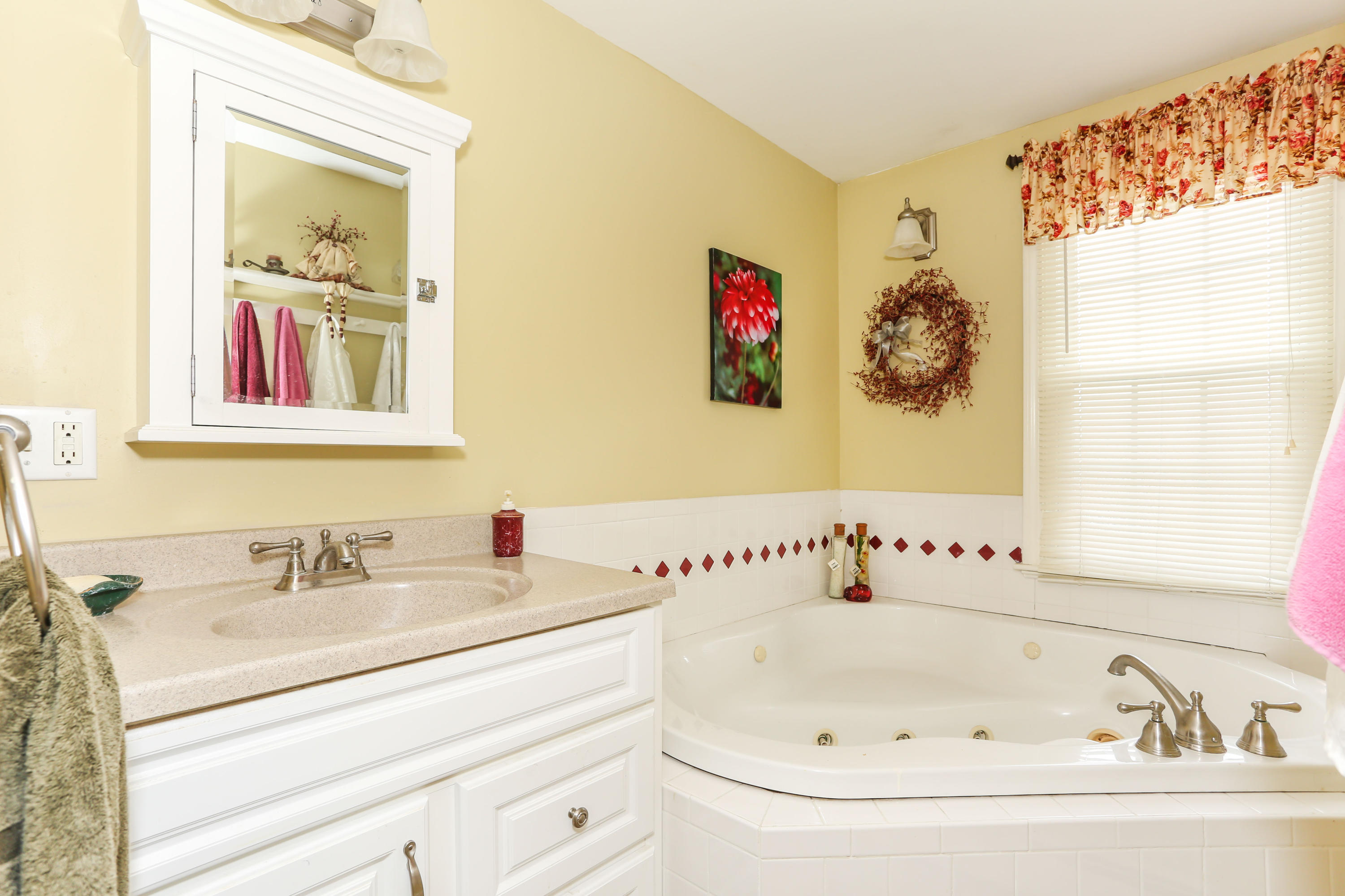 75 Cap'n Crosby Road Centerville, MA 02632 - Photo 17 of 25 Luxurious Master Bath