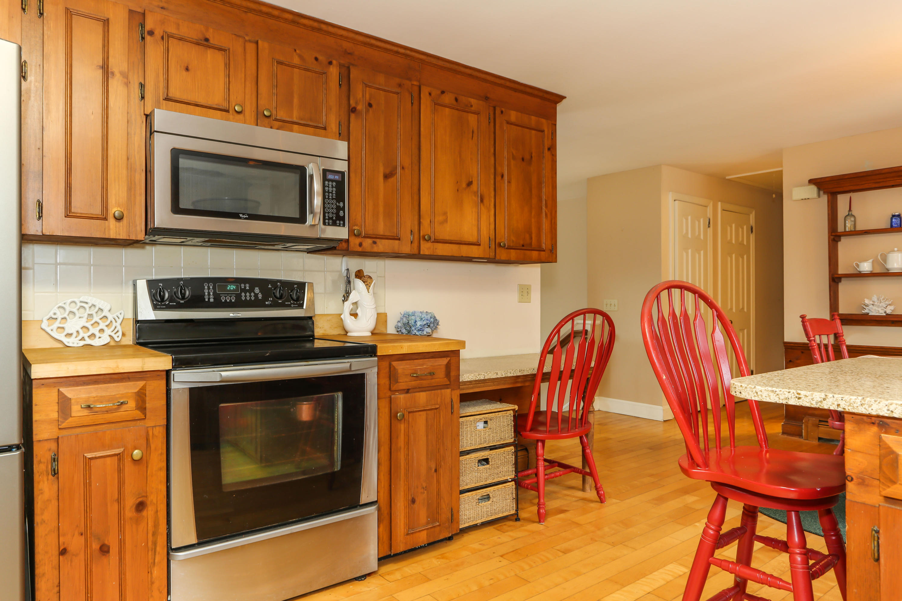 75 Cap'n Crosby Road Centerville, MA 02632 - Photo 8 of 25 Lots of Cabinets