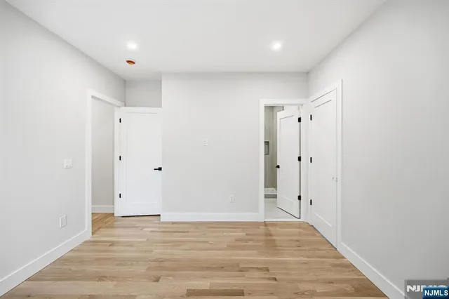 $2,725,000 | 3 Parker Court, Florham Park, NJ 07932