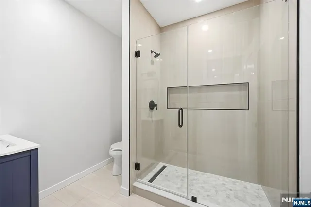 $2,725,000 | 3 Parker Court, Florham Park, NJ 07932