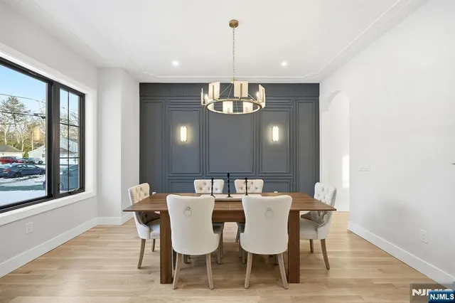 $2,725,000 | 3 Parker Court, Florham Park, NJ 07932