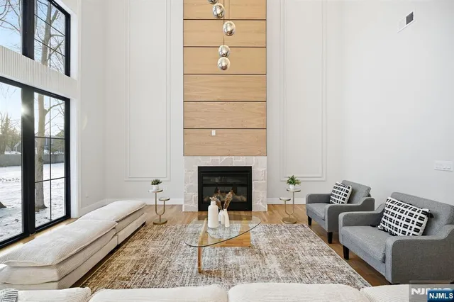 $2,725,000 | 3 Parker Court, Florham Park, NJ 07932