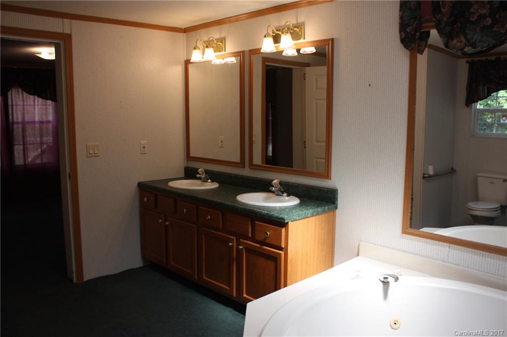 1011 Bringle Ferry Road, Unit 10A Denton, NC 27239 - Photo 17 of 24 Gallery Image 17