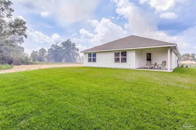 $299,900 | 9328 3 Hollow Road, Jay, FL 32565