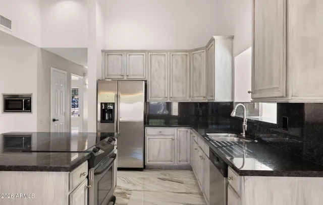 $3,400 | 11446 North 109th Street, Scottsdale, AZ 85259