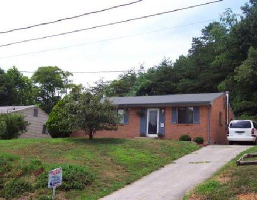 2835 Montvale Road Southwest Roanoke, VA 24015 - Photo 1 of 1 Listing Photo