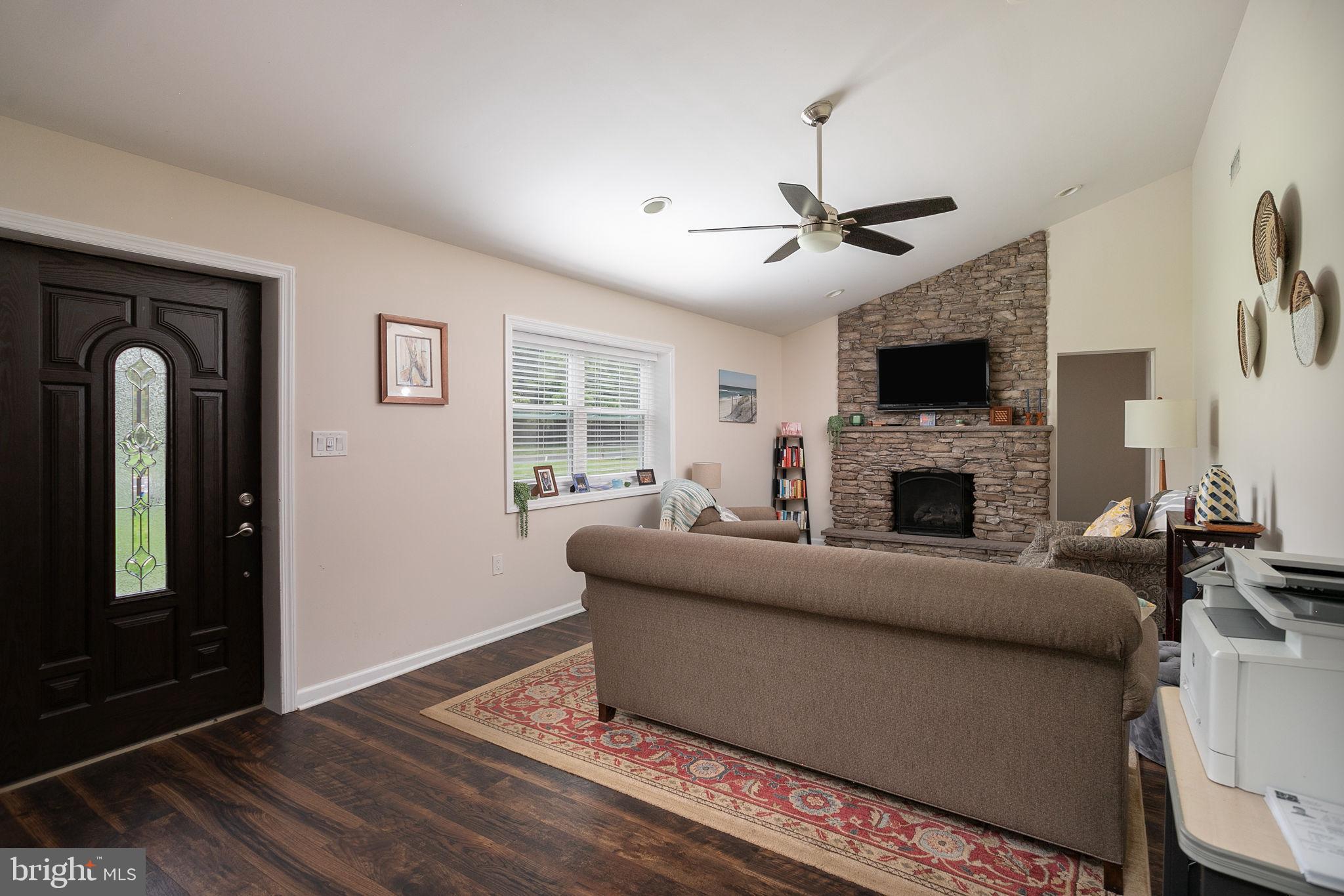 131 Edgebrook Road Hamilton, NJ 08691 - Photo 11 of 57