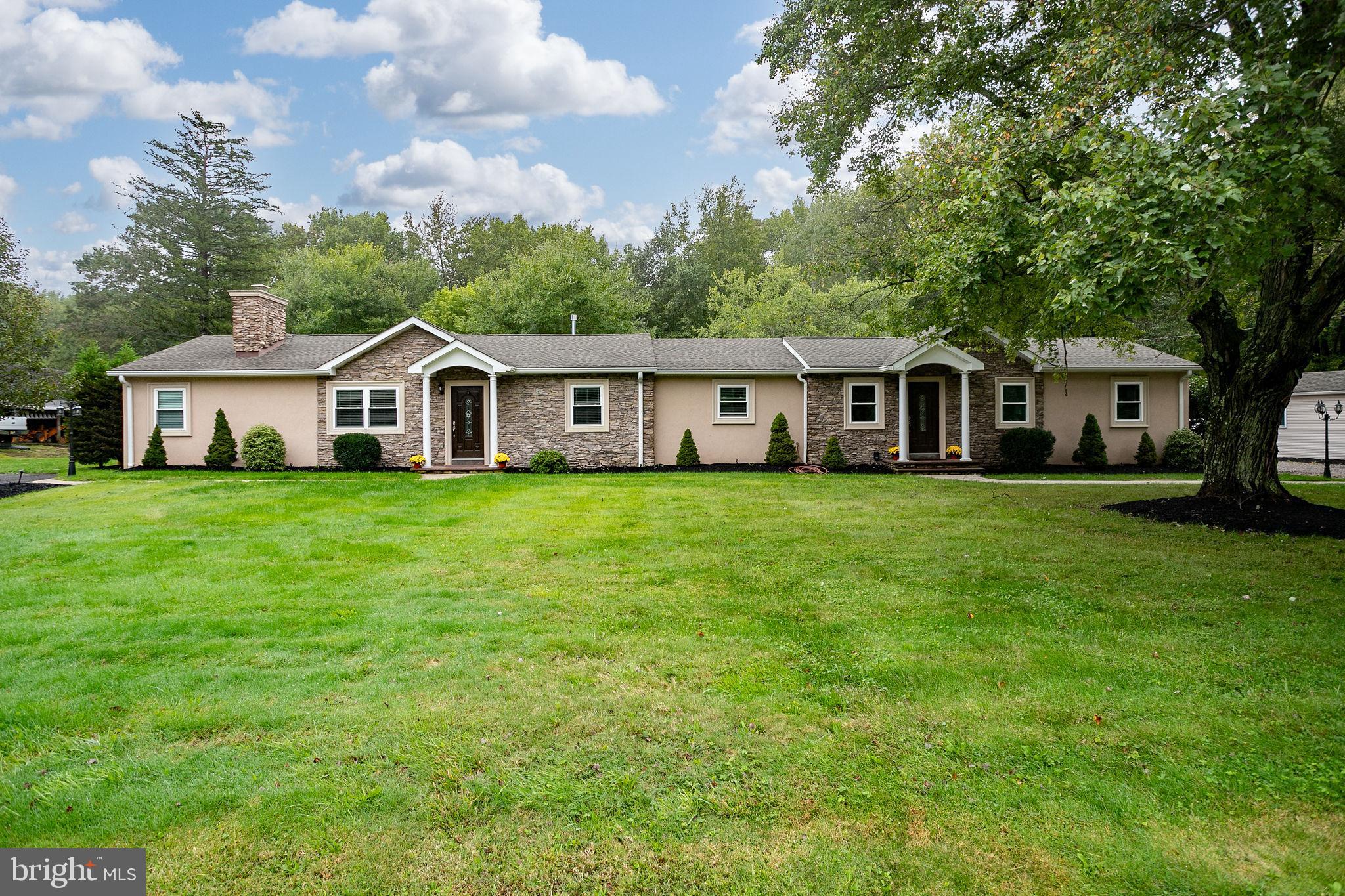 131 Edgebrook Road Hamilton, NJ 08691 - Photo 5 of 57