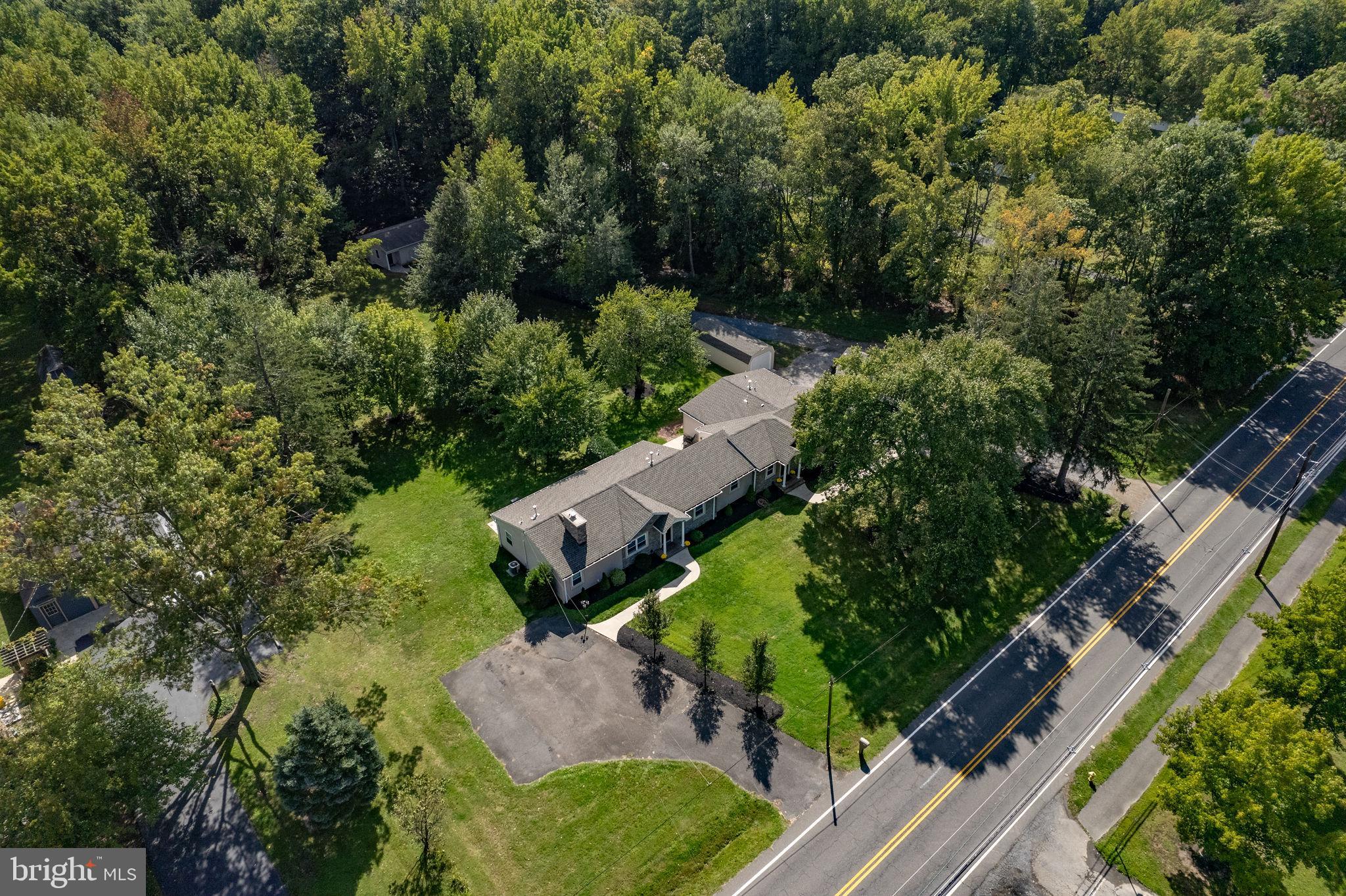 131 Edgebrook Road Hamilton, NJ 08691 - Photo 8 of 57