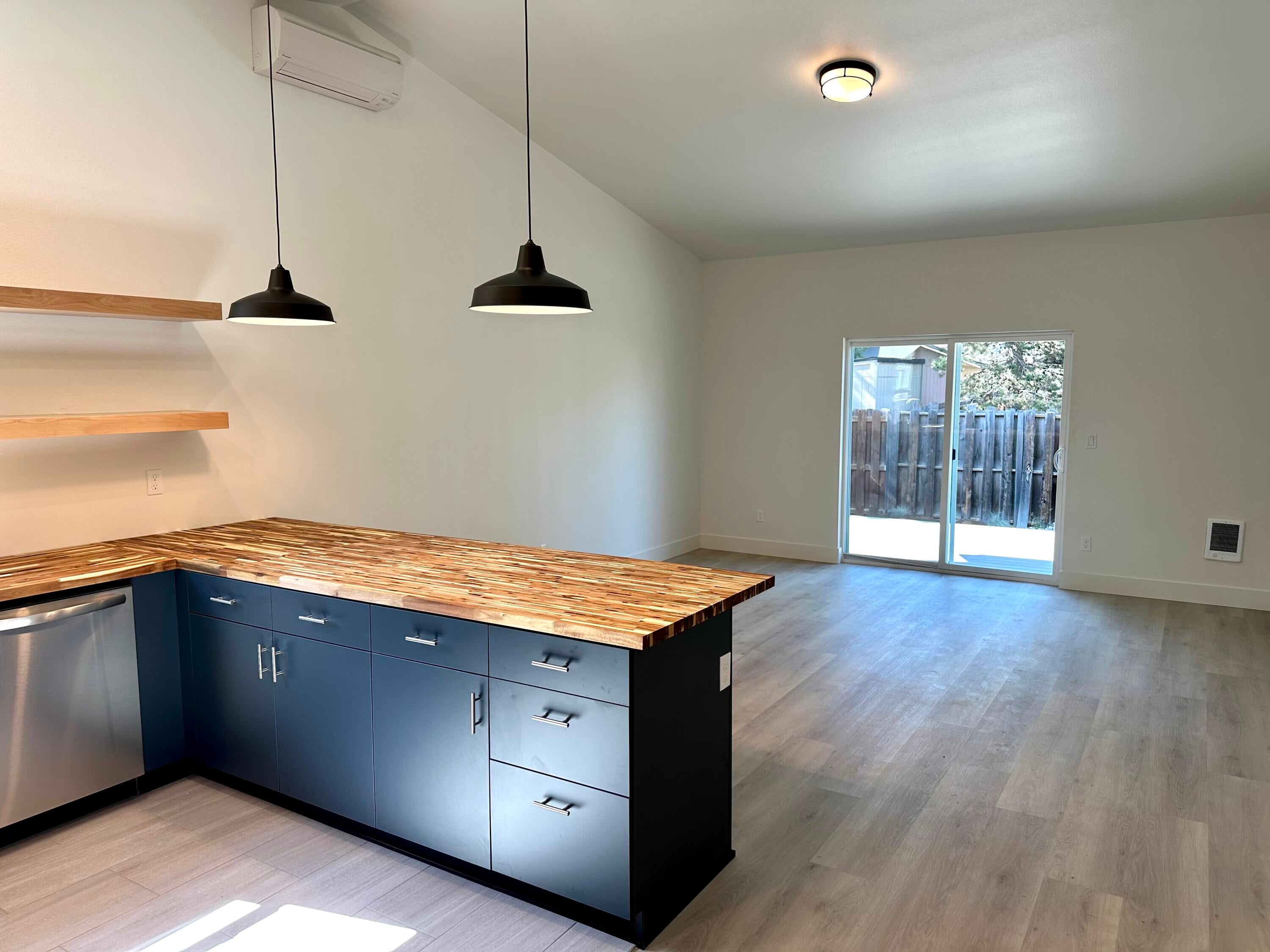16434 Riley Drive La Pine, OR 97739 - Photo 5 of 18 FullSizeRender-3