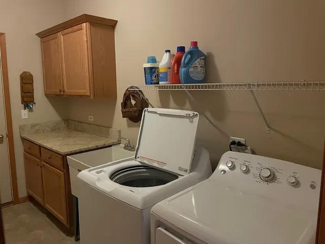 $369,900 | 296 West Prairie Walk Lane, Round Lake, IL 60073