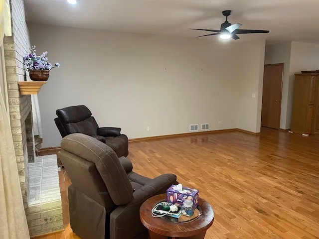 $369,900 | 296 West Prairie Walk Lane, Round Lake, IL 60073