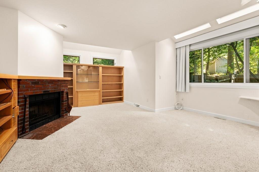 217 Summer Street Weston, MA 02493 - Photo 11 of 32