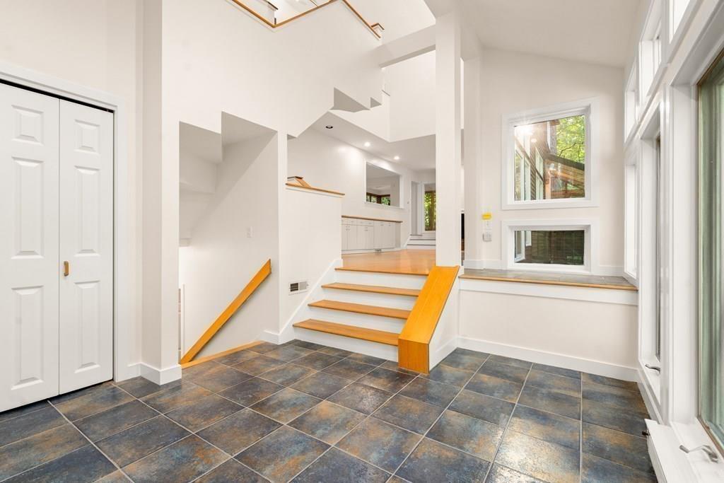 217 Summer Street Weston, MA 02493 - Photo 16 of 32