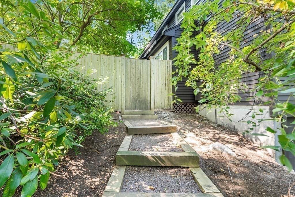 217 Summer Street Weston, MA 02493 - Photo 31 of 32