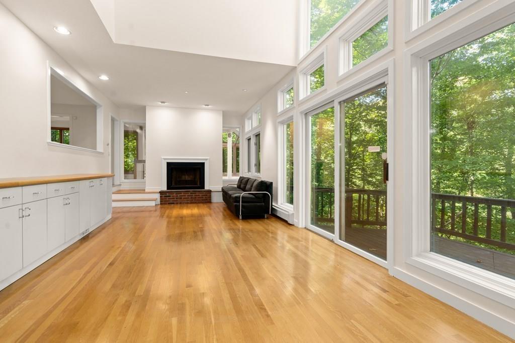 217 Summer Street Weston, MA 02493 - Photo 6 of 32