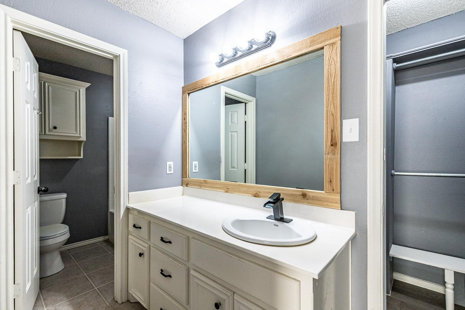 6903 8th Street Lubbock, TX 79416 - Photo 16 of 30 Primary Bathroom