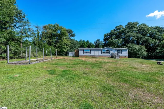 $199,000 | 30857 East 72nd Highway, Whitmire, SC 29178