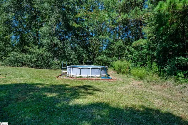 $199,000 | 30857 East 72nd Highway, Whitmire, SC 29178