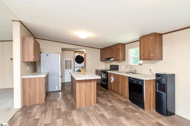 $199,000 | 30857 East 72nd Highway, Whitmire, SC 29178