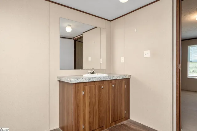 $199,000 | 30857 East 72nd Highway, Whitmire, SC 29178