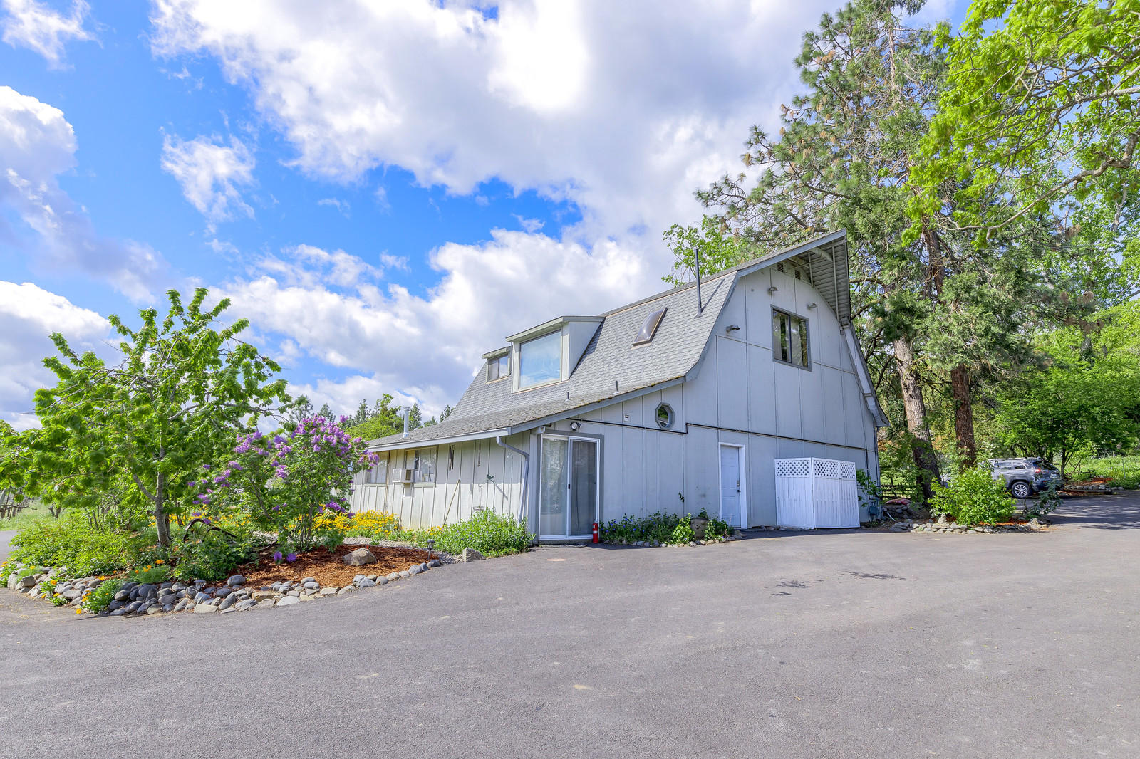 2708 Old Stage Road Central Point, OR 97502 - Photo 32 of 39 a view of a house with a street