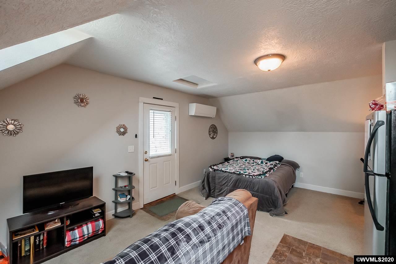 566 Edwards Road South Monmouth, OR 97361 - Photo 41 of 42
