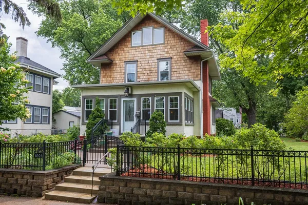 $425,000 | 1004 North Sheridan Avenue, Minneapolis, MN 55411