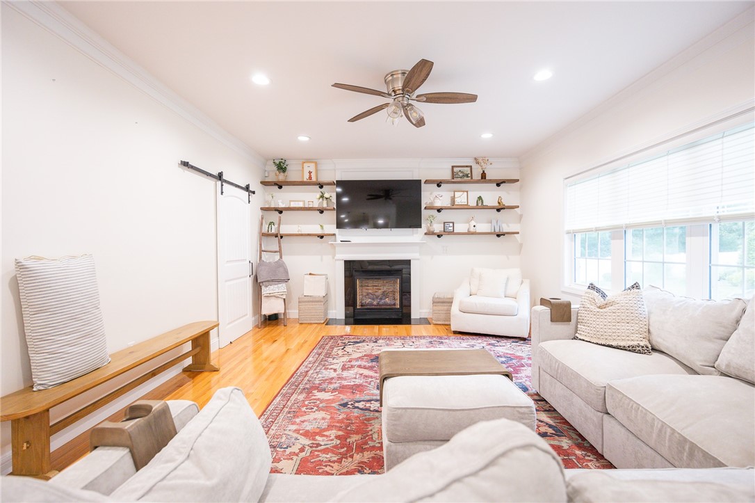28 Kiley Way Coventry, RI 02816 - Photo 10 of 19 Gallery Image 10
